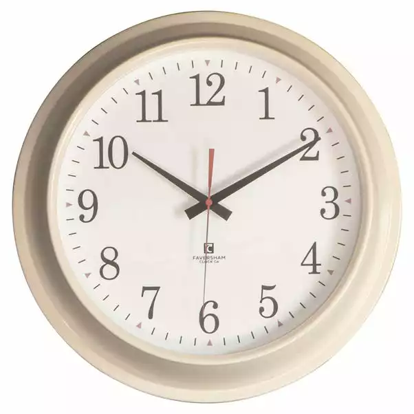Cedar & Sage Marshfield Clock Cream 41cm 3 Cedar & Sage Marshfield Clock Cream 41cm - Image 3
