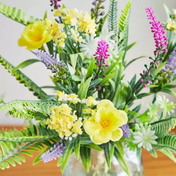 Dunelm Artificial Wildflower Bundle 32cm 2 Dunelm Artificial Wildflower Bundle 32cm - Image 2