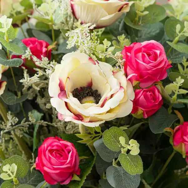 Dunelm Florals Forever Mia Rose Luxury Bouquet Pink 63cm 4 Dunelm Florals Forever Mia Rose Luxury Bouquet Pink 63cm - Image 4