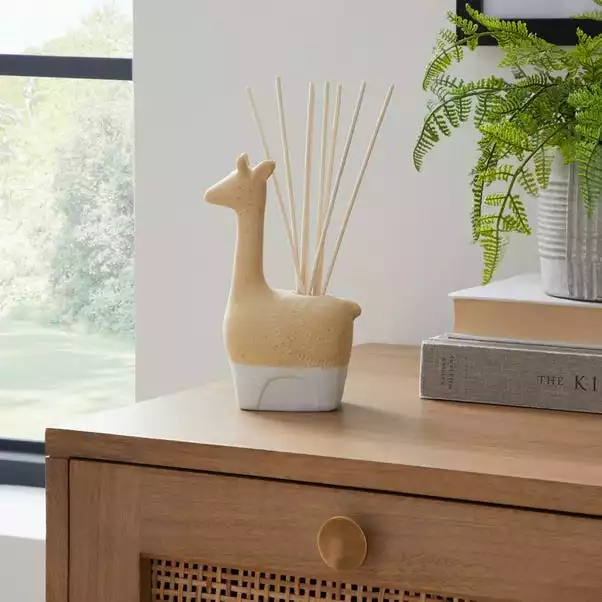 Dunelm Ochre Vanilla Bean Pepper Giraffe 120ml Diffuser 1 Dunelm Ochre Vanilla Bean Pepper Giraffe 120ml Diffuser