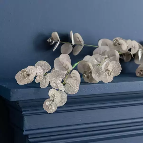 Dunelm Eucalyptus Grey Garland 2 Dunelm Eucalyptus Grey Garland - Image 2