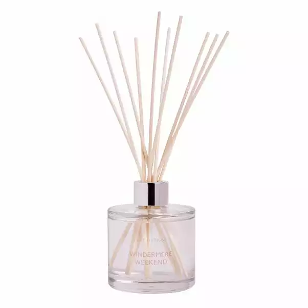 Wax Lyrical Windermere Weekend Diffuser 200ml 3 Wax Lyrical Windermere Weekend Diffuser 200ml - Image 3