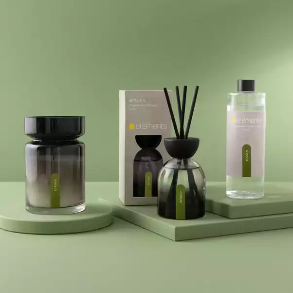 Elements Bergen Amber And Gingerlily Large Candle 4 Elements Bergen Amber And Gingerlily Large Candle - Image 4