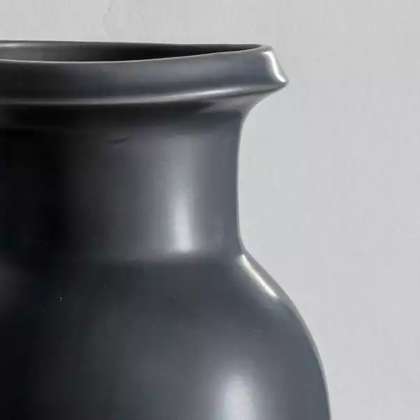 Cedar & Sage Sutton Vase Medium 2 Cedar & Sage Sutton Vase Medium - Image 2