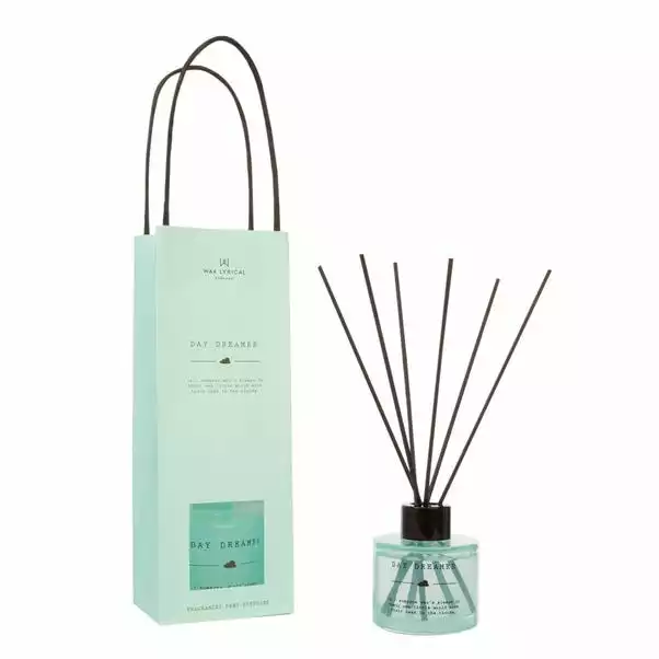 Wax Lyrical Daydreamer 90ml Reed Diffuser 1 Wax Lyrical Daydreamer 90ml Reed Diffuser