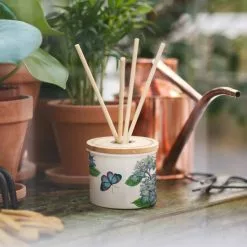 Portmeirion Botanic Garden Hydrangea 200ml Reed Diffuser 7 Portmeirion Botanic Garden Hydrangea 200ml Reed Diffuser -clocks Sales Store 30788909 alt03